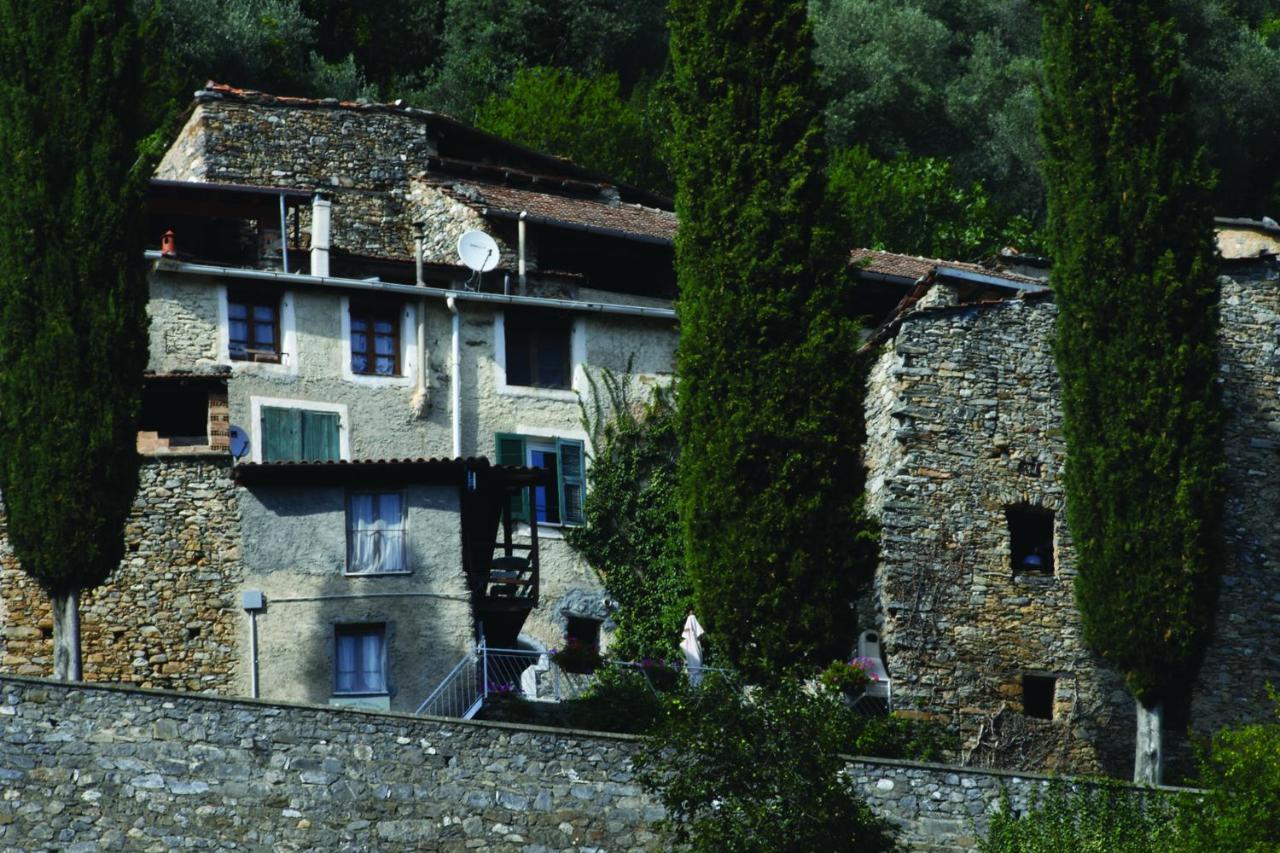 Agriturismo Nonnamelia Nasino Buitenkant foto
