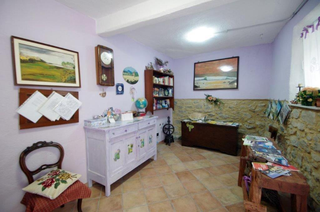 Agriturismo Nonnamelia Nasino Buitenkant foto