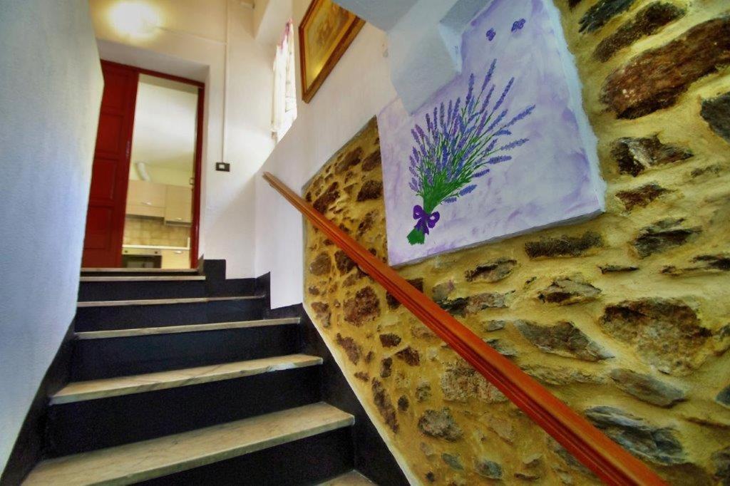 Agriturismo Nonnamelia Nasino Buitenkant foto
