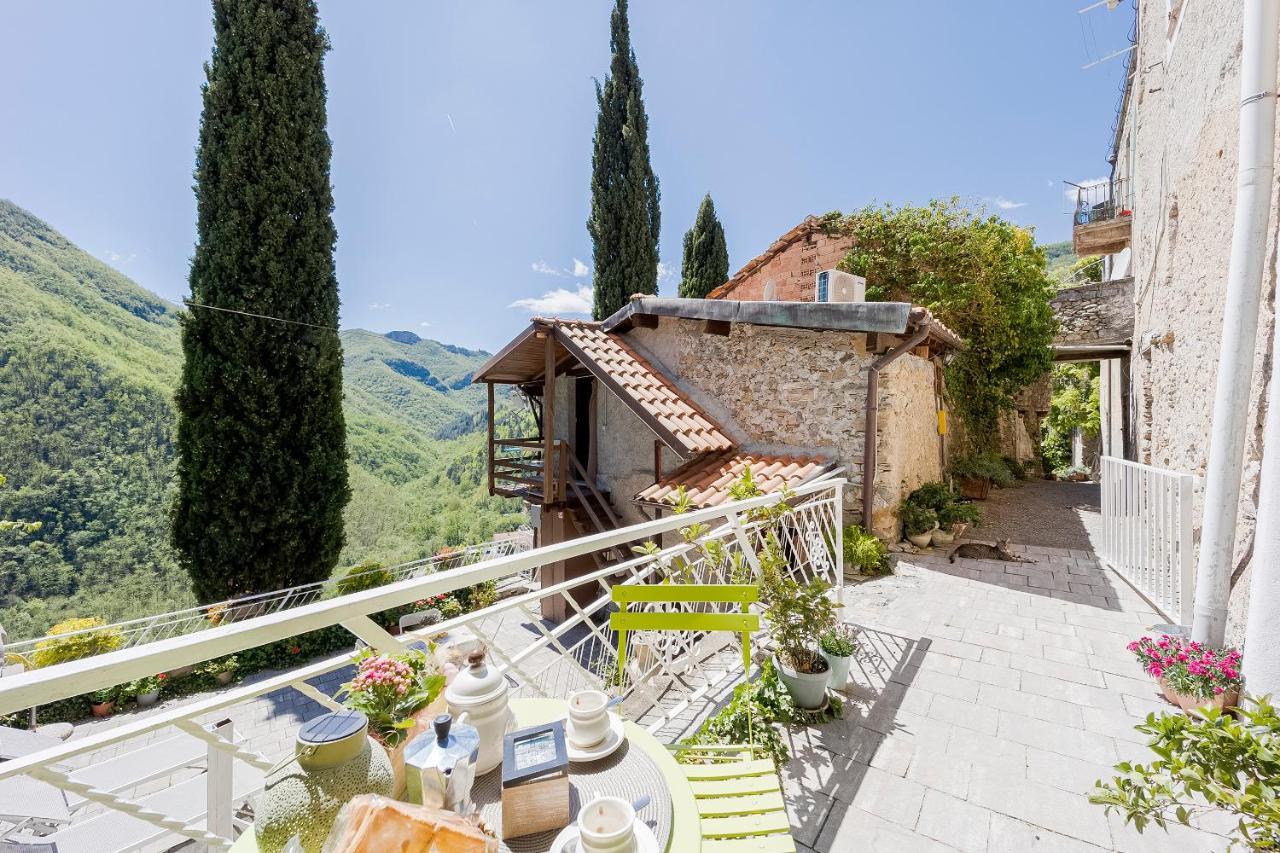 Agriturismo Nonnamelia Nasino Buitenkant foto